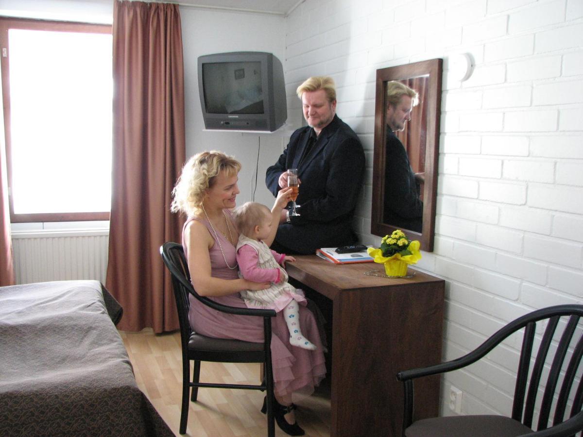 Hôtel Lomakeskus Kuntoranta à Varkaus Extérieur photo