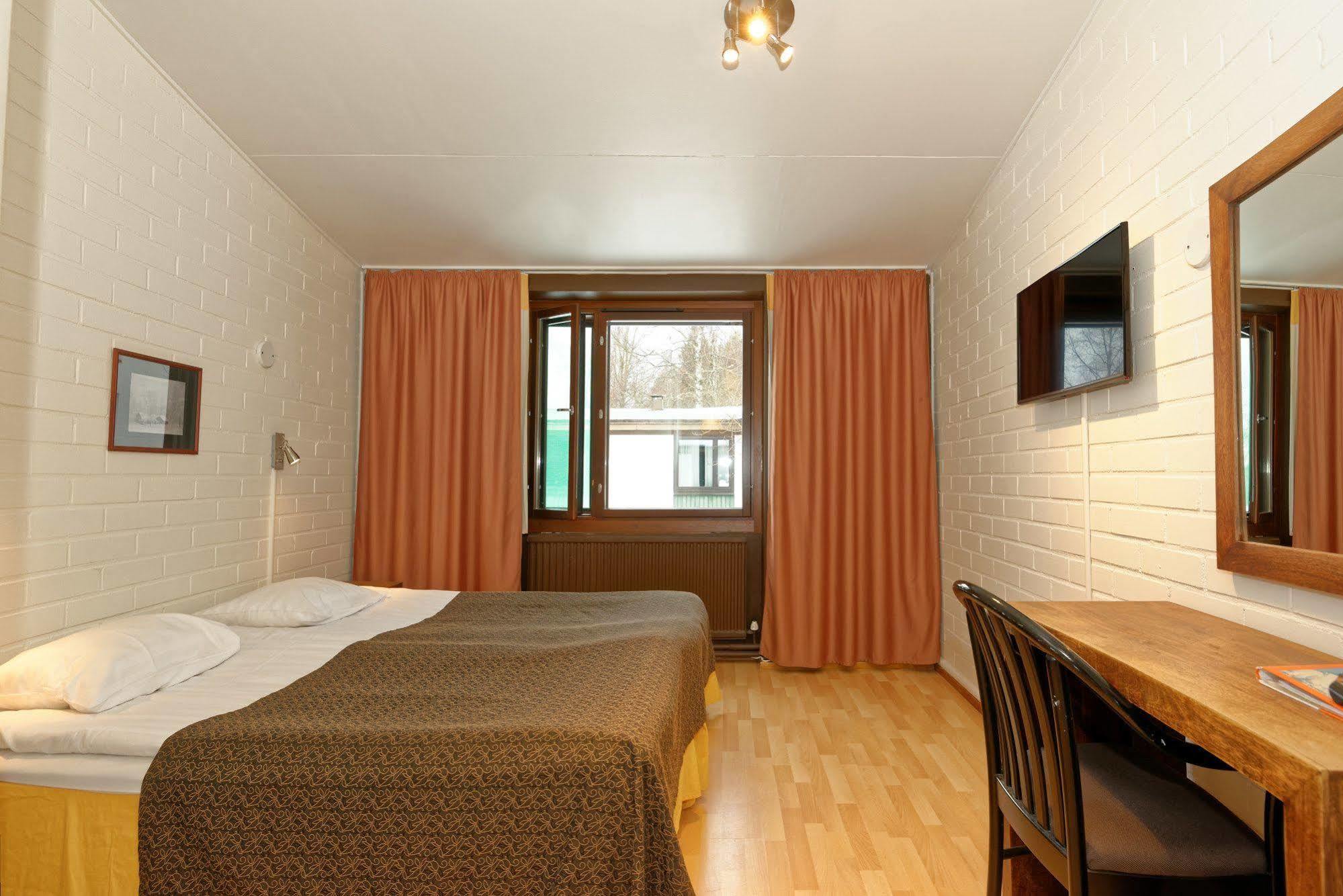 Hôtel Lomakeskus Kuntoranta à Varkaus Extérieur photo