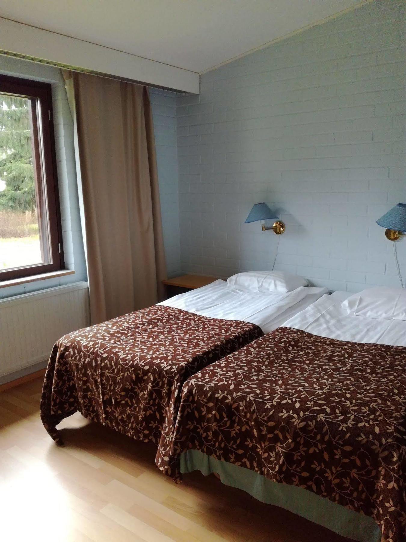 Hôtel Lomakeskus Kuntoranta à Varkaus Extérieur photo